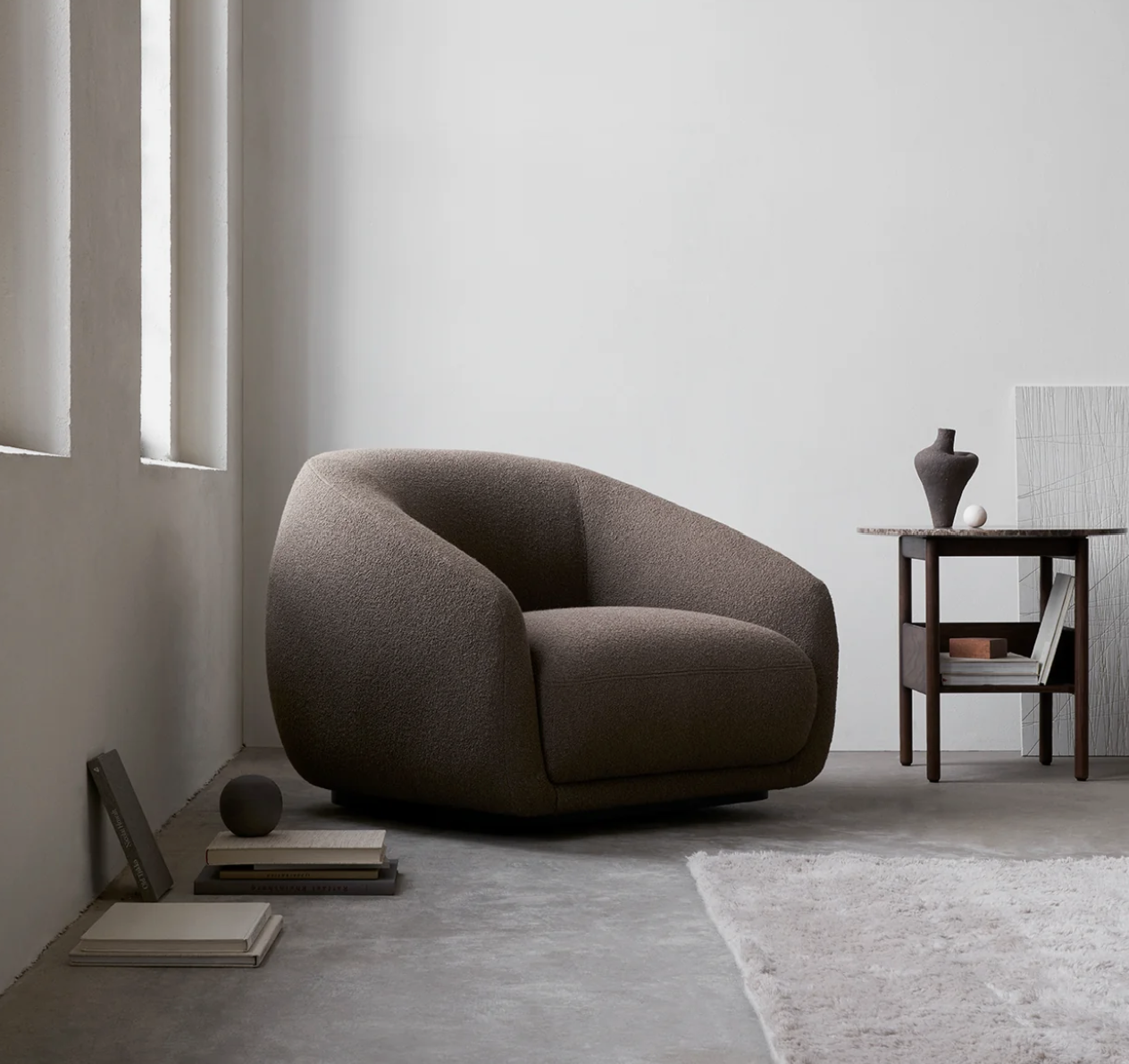 Montholon Lounge Chair