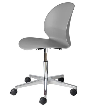 N02 Recycled Chair 5 Star Swivel Base