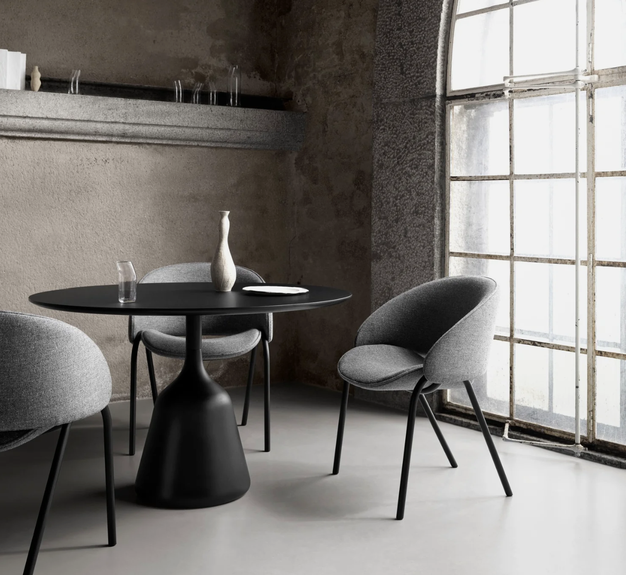 Folium Dining Chair