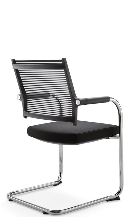 Lordo Cantilever Chair